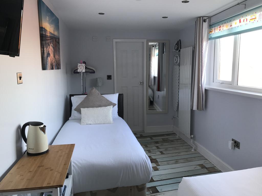 Lighthouse Guest House Whitley Bay Dış mekan fotoğraf