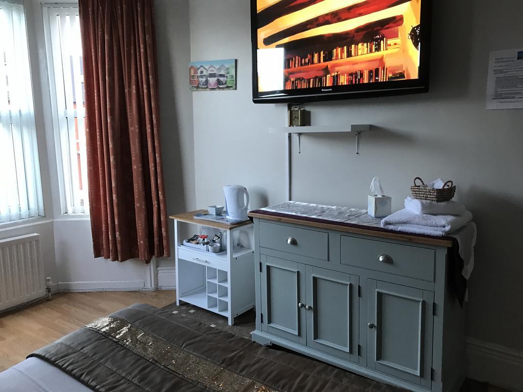 Lighthouse Guest House Whitley Bay Dış mekan fotoğraf