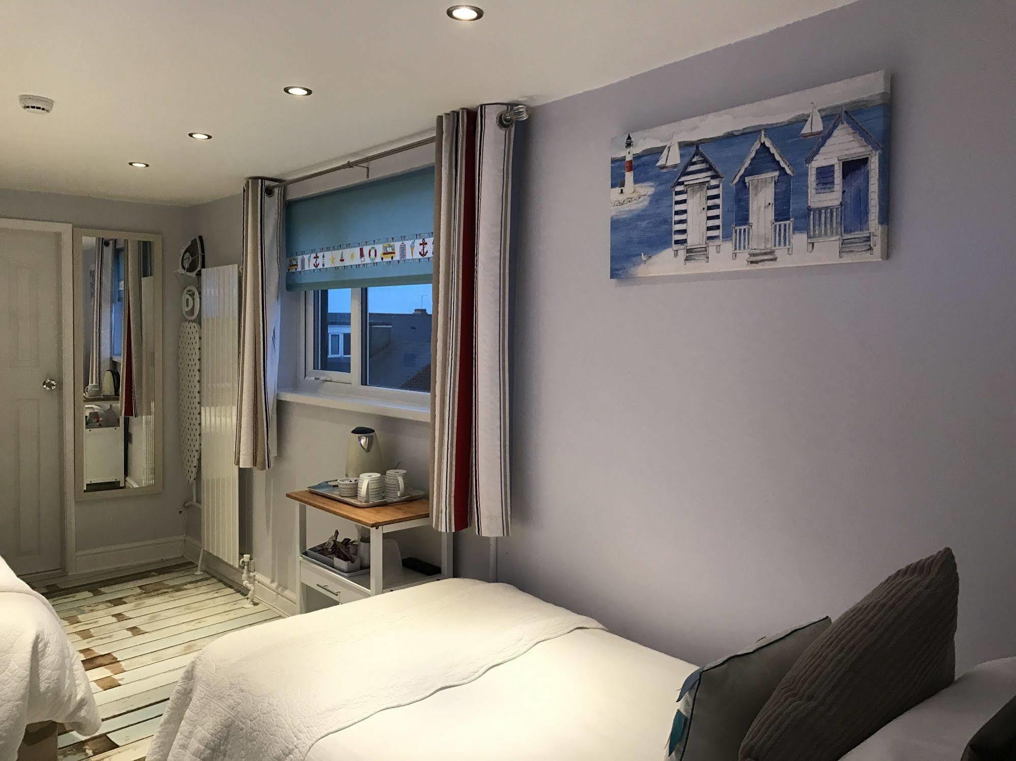 Lighthouse Guest House Whitley Bay Dış mekan fotoğraf